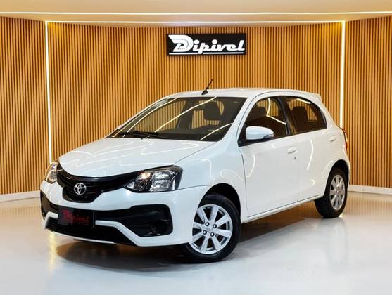 TOYOTA ETIOS 1.5 X PLUS 16V FLEX 4P AUTOMÁTICO